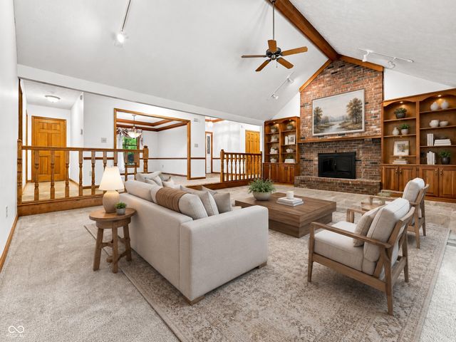 1239 S Peace Street, Greenfield, IN 46140