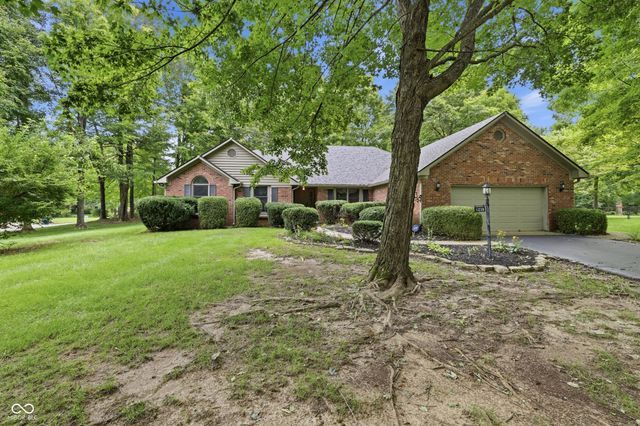 1239 S Peace Street, Greenfield, IN 46140