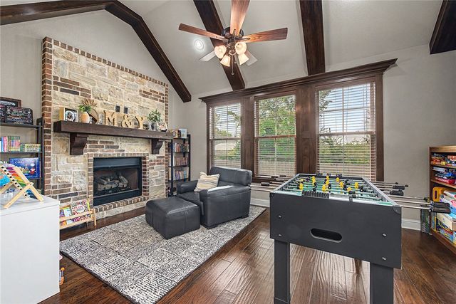 4951 Sagely Lane, Fayetteville, AR 72703