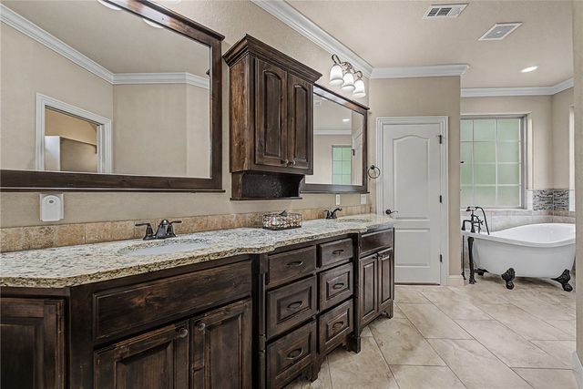 4951 Sagely Lane, Fayetteville, AR 72703