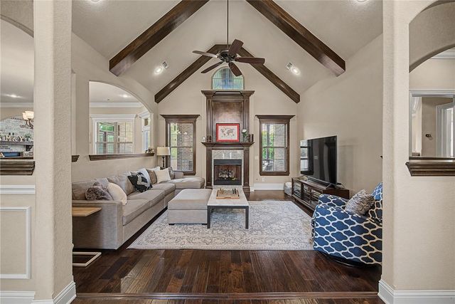 4951 Sagely Lane, Fayetteville, AR 72703