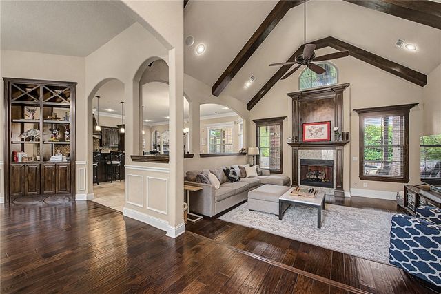 4951 Sagely Lane, Fayetteville, AR 72703