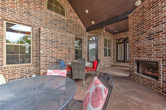 4951 Sagely Lane, Fayetteville, AR 72703