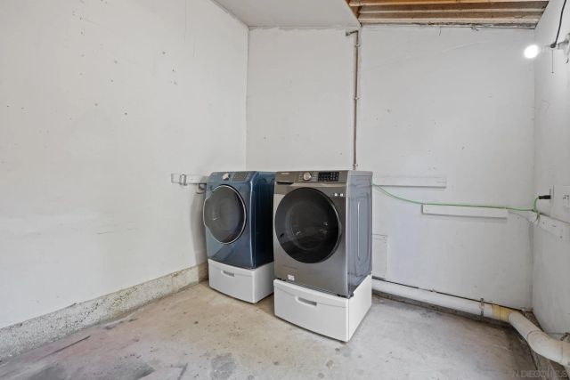 593 Parkview Dr, Lake Elsinore, CA 92530