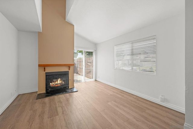 593 Parkview Dr, Lake Elsinore, CA 92530