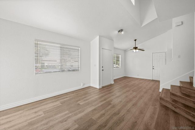 593 Parkview Dr, Lake Elsinore, CA 92530