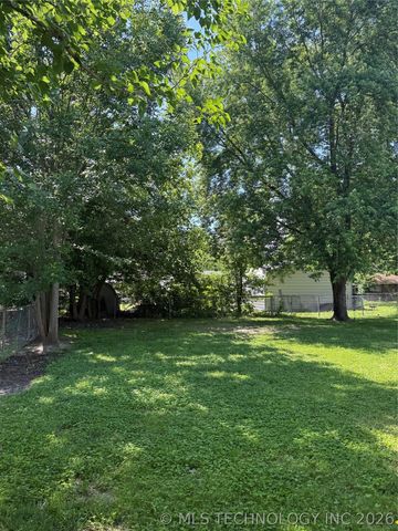 304 Heron Circle, Pryor, OK 74361