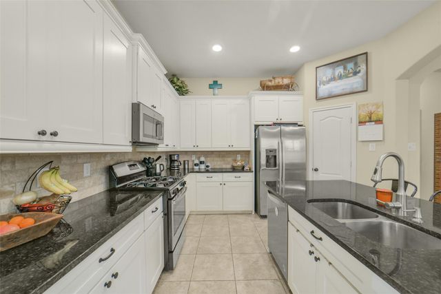 25003 Lakecrest Glen Drive, Katy, TX 77493