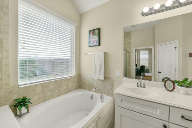 25003 Lakecrest Glen Drive, Katy, TX 77493