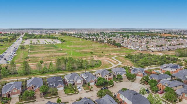 25003 Lakecrest Glen Drive, Katy, TX 77493