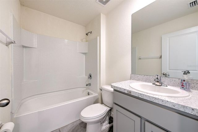 3710 CAPRI COAST DRIVE, Plant City, FL 33565