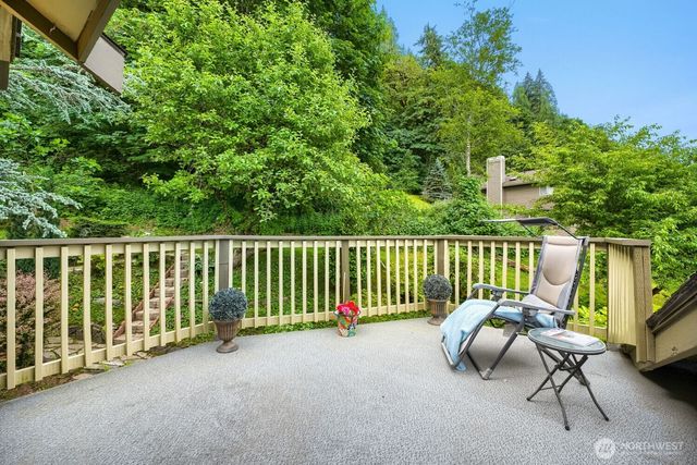 15827 SE 156th Court, Renton, WA 98058
