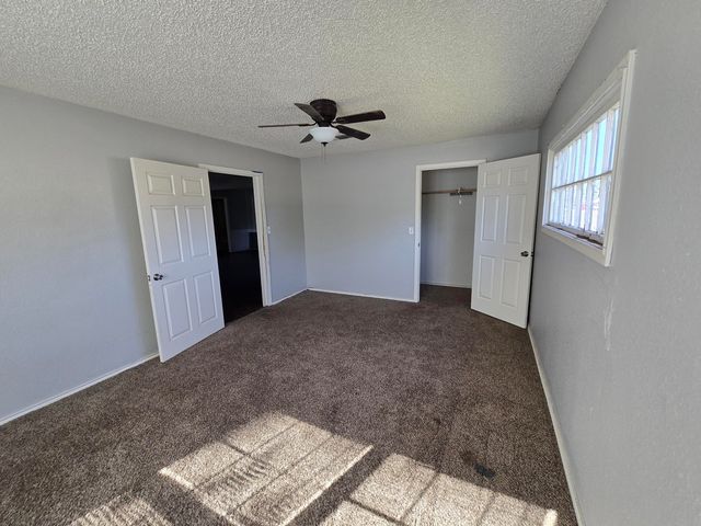 1011 Wayland, Plainview, TX 79072