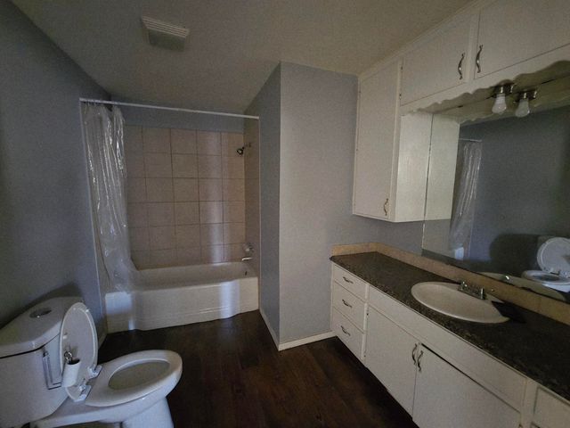 1011 Wayland, Plainview, TX 79072