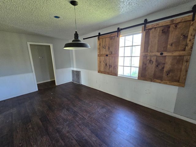 1011 Wayland, Plainview, TX 79072