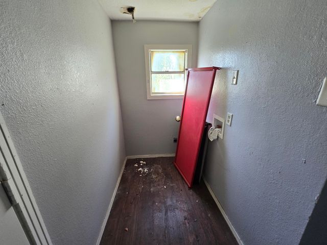 1011 Wayland, Plainview, TX 79072