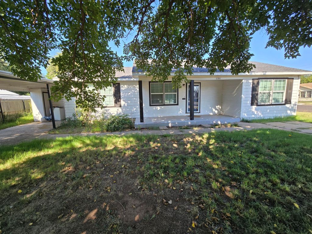 1011 Wayland, Plainview, TX 79072