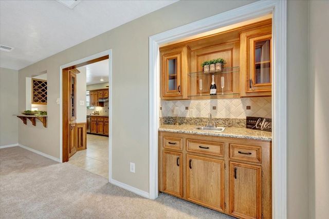 6906 Middlefield Drive, Pasadena, TX 77505