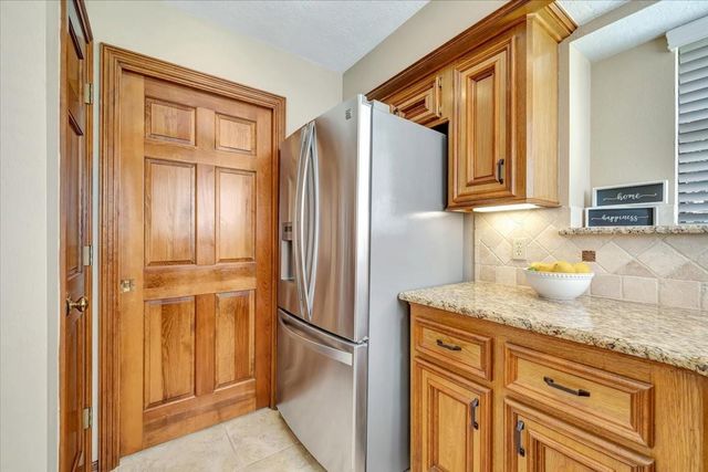 6906 Middlefield Drive, Pasadena, TX 77505