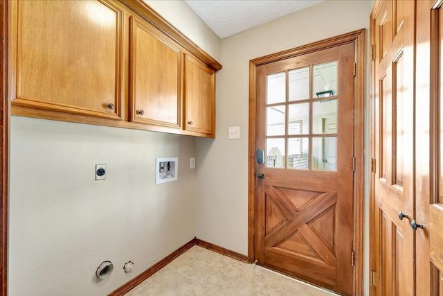 6906 Middlefield Drive, Pasadena, TX 77505
