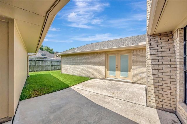 6906 Middlefield Drive, Pasadena, TX 77505