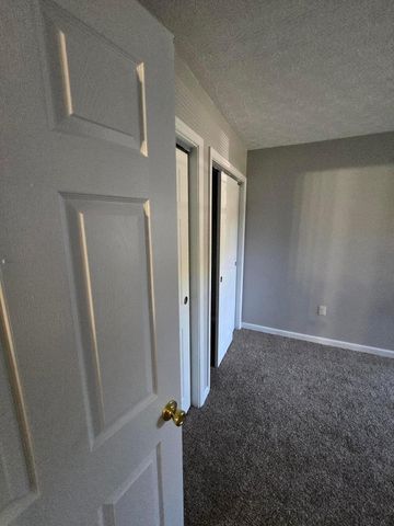 3210-3212 Independence Street, Grove City, OH 43123