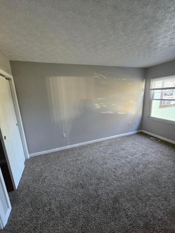3210-3212 Independence Street, Grove City, OH 43123