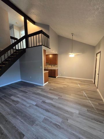 3210-3212 Independence Street, Grove City, OH 43123