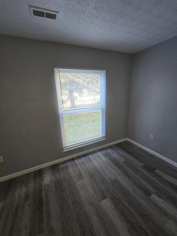 3210-3212 Independence Street, Grove City, OH 43123