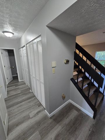 3210-3212 Independence Street, Grove City, OH 43123