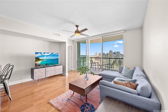 1837 Kalakaua Avenue 2803, Honolulu, HI 96815