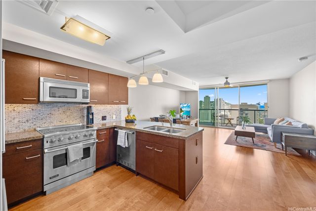 1837 Kalakaua Avenue 2803, Honolulu, HI 96815