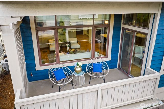 2170 NW Stoney Creek Drive, Issaquah, WA 98027