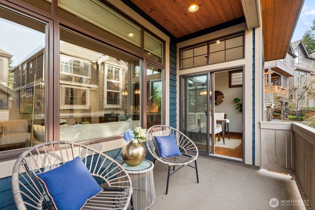 2170 NW Stoney Creek Drive, Issaquah, WA 98027