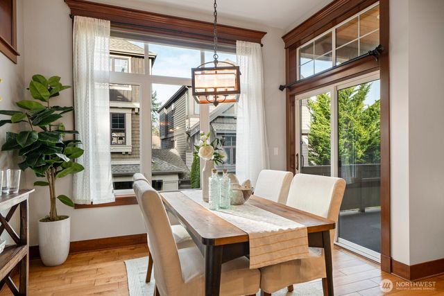 2170 NW Stoney Creek Drive, Issaquah, WA 98027