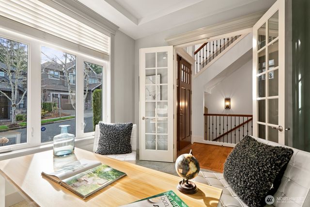 2170 NW Stoney Creek Drive, Issaquah, WA 98027