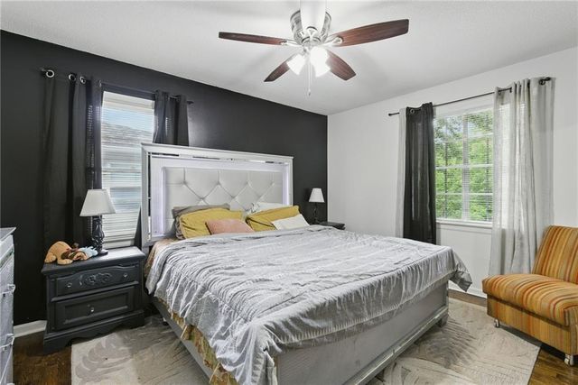 314 N Forest Avenue, Sugar Creek, MO 64054