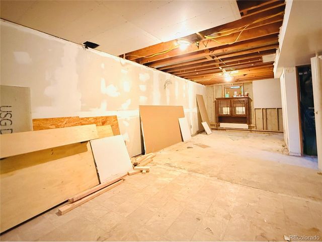 7520 W Oregon Dr, Lakewood, CO 80232