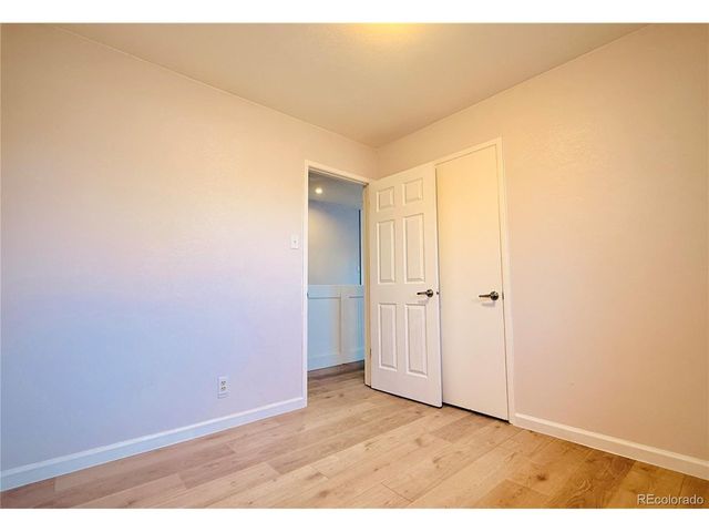 7520 W Oregon Dr, Lakewood, CO 80232