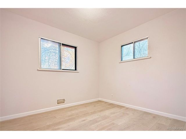 7520 W Oregon Dr, Lakewood, CO 80232