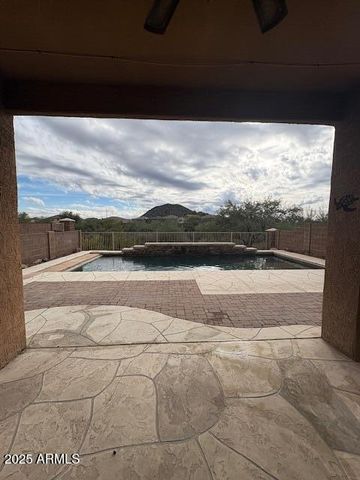 1725 E CIELO GRANDE Avenue E, Phoenix, AZ 85024