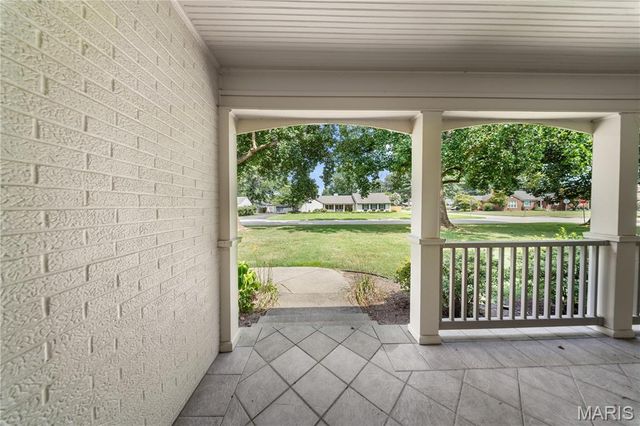 901 Moore Avenue, Sikeston, MO 63801