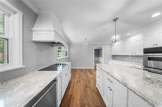 901 Moore Avenue, Sikeston, MO 63801