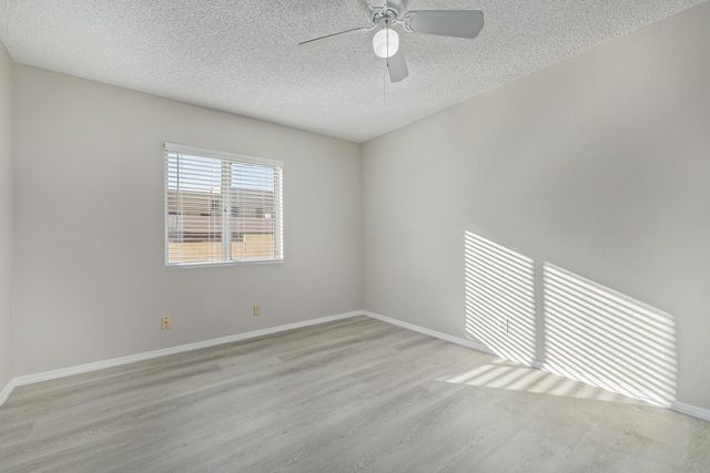 11002 N 15th Avenue Apt 4, Phoenix, AZ 85029