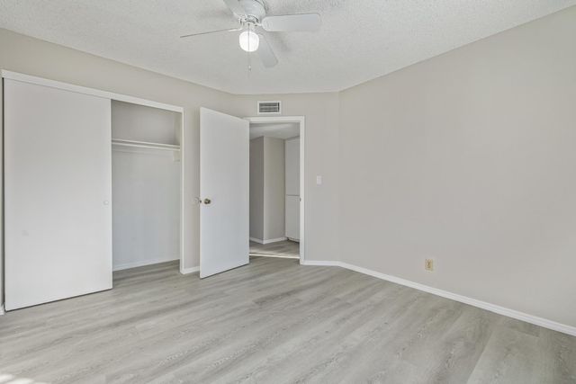 11002 N 15th Avenue Apt 4, Phoenix, AZ 85029
