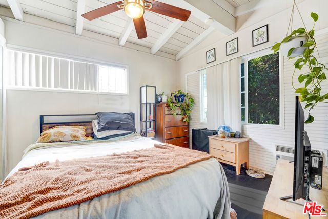 2627 S Cloverdale Avenue, Los Angeles, CA 90016