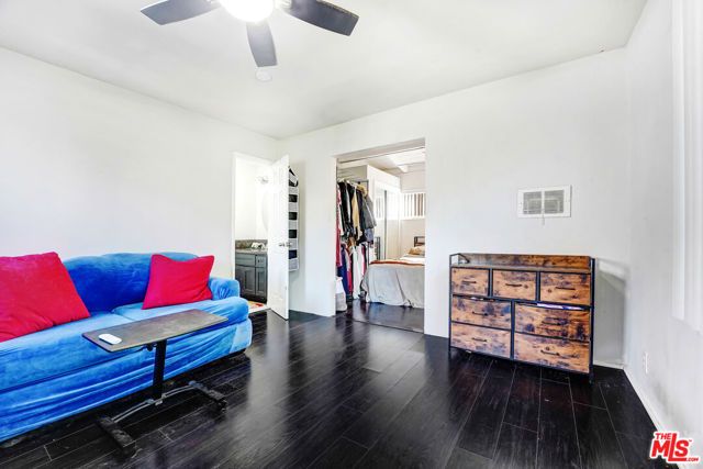 2627 S Cloverdale Avenue, Los Angeles, CA 90016