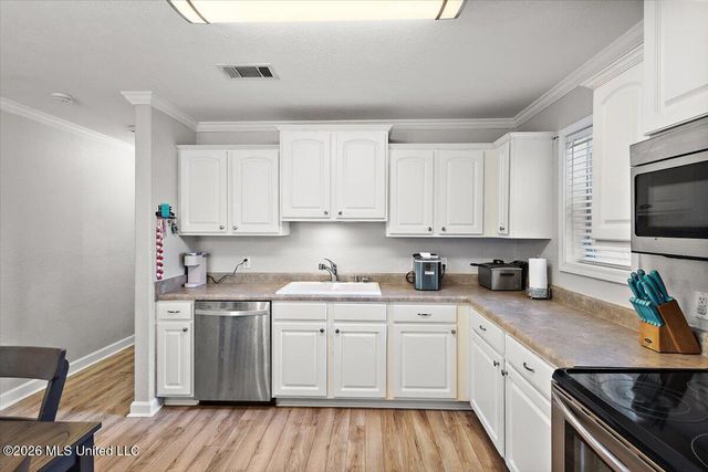 210 Terry Brook Drive, Terry, MS 39170