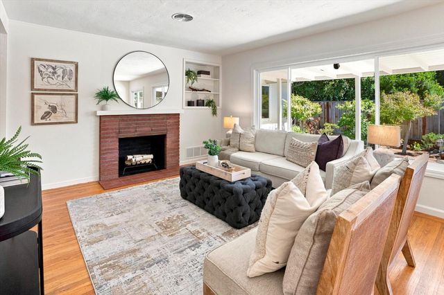 1583 Gilmore Street, Mountain View, CA 94040