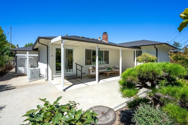 1583 Gilmore Street, Mountain View, CA 94040